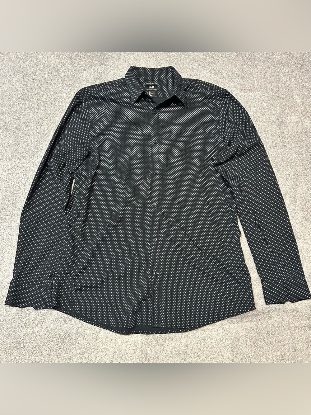 H&M Geometric AOP Button Up Shirt Mens Large L Black Dot Slim Fit Easy Iron L/S